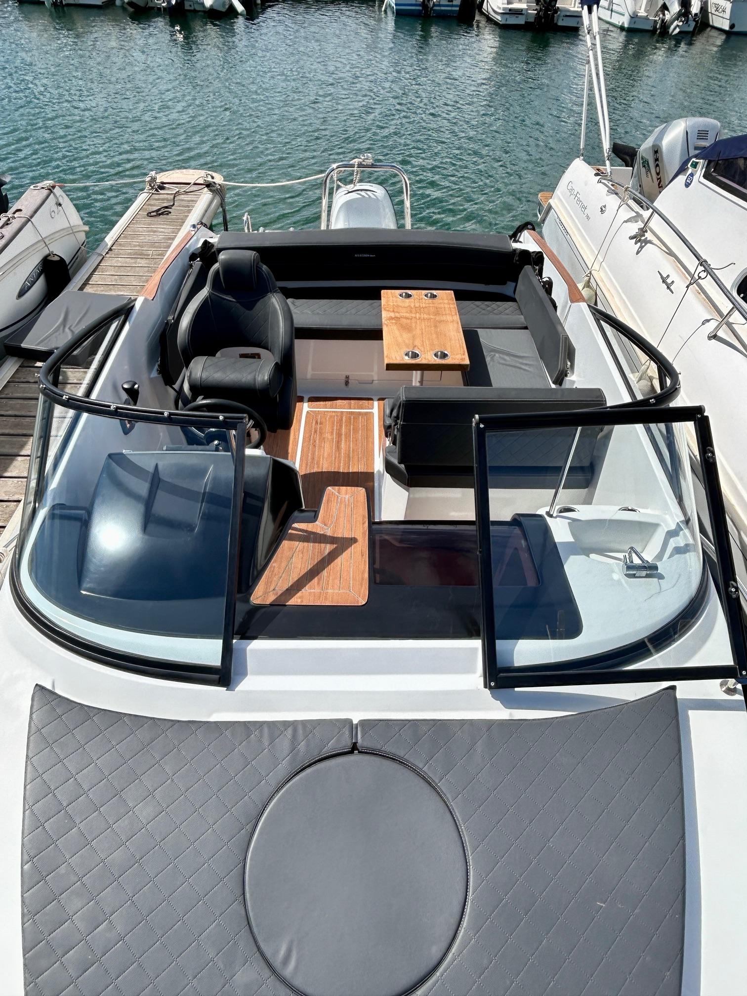 slider 8 Selection Boats Cruiser 22